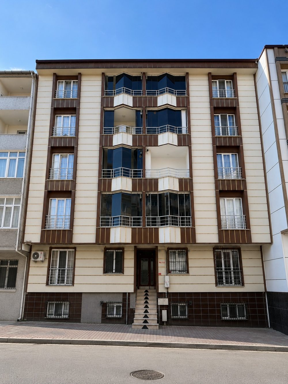 Şeker Apartmanı - 3008 Ada 23 Parsel